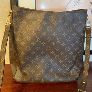 SOLD!! Louis Vuitton Vintage Looping GM converted